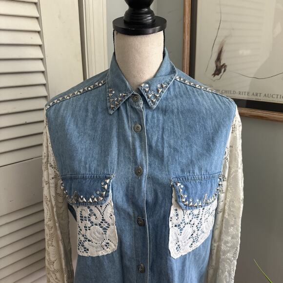 Vintage CACHE Shirt Womens Small Blue Chambray Studded Lace Sleeve 90s Western - Picture 2 of 15